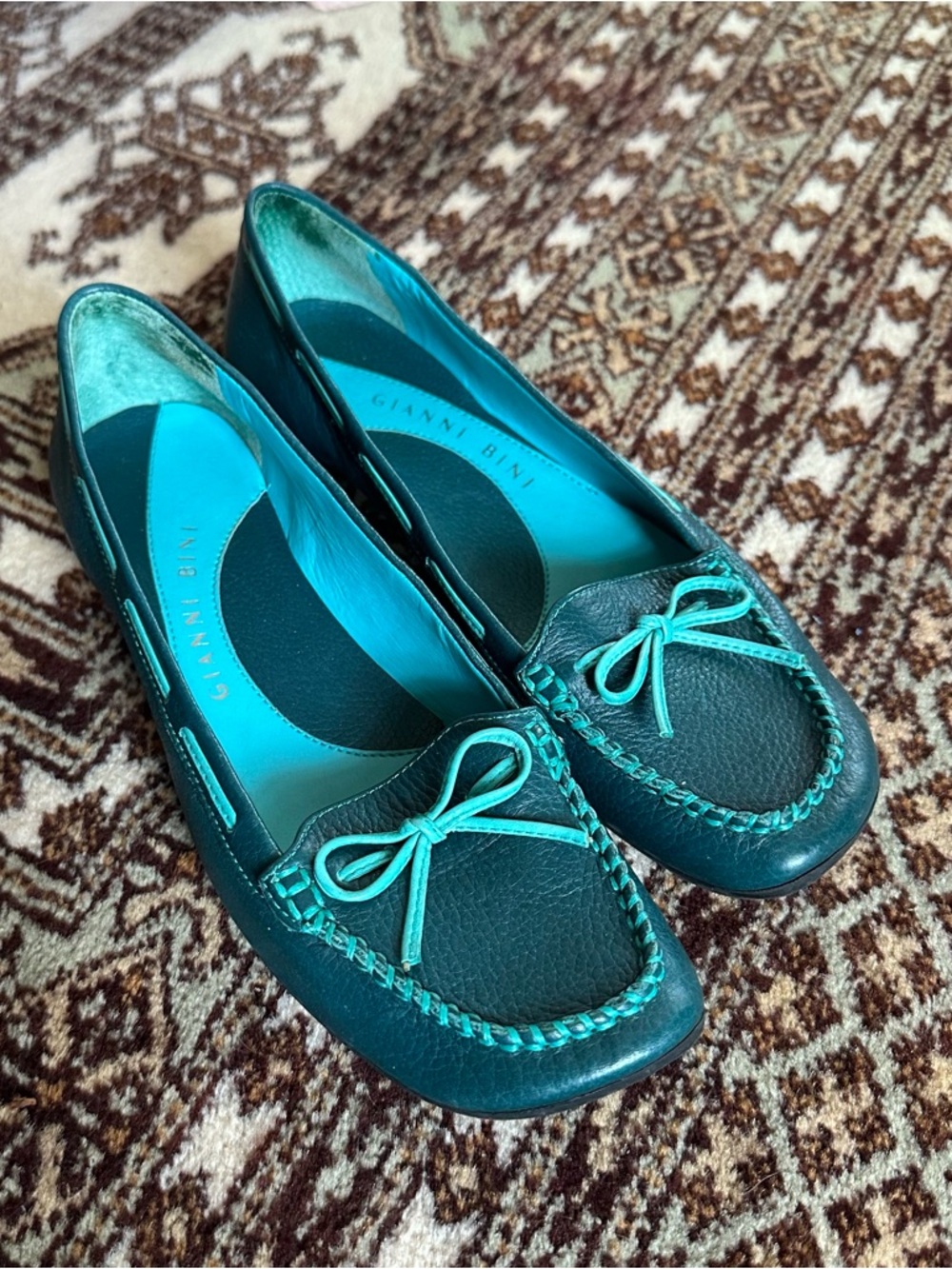 Gianni Bini Teal Bow Moccasin Flats